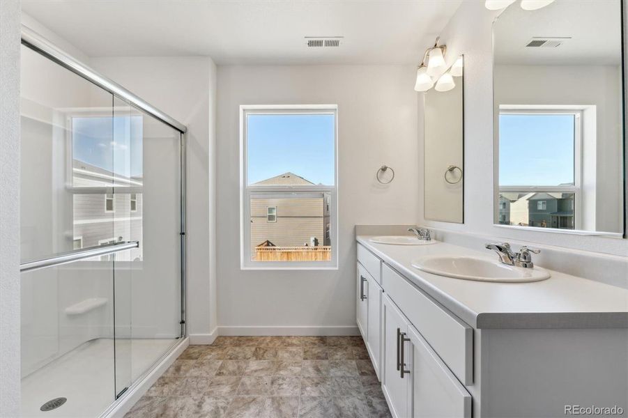 Furnished interior view inside a new home in Settlers Crossing, Commerce City (Image 6).