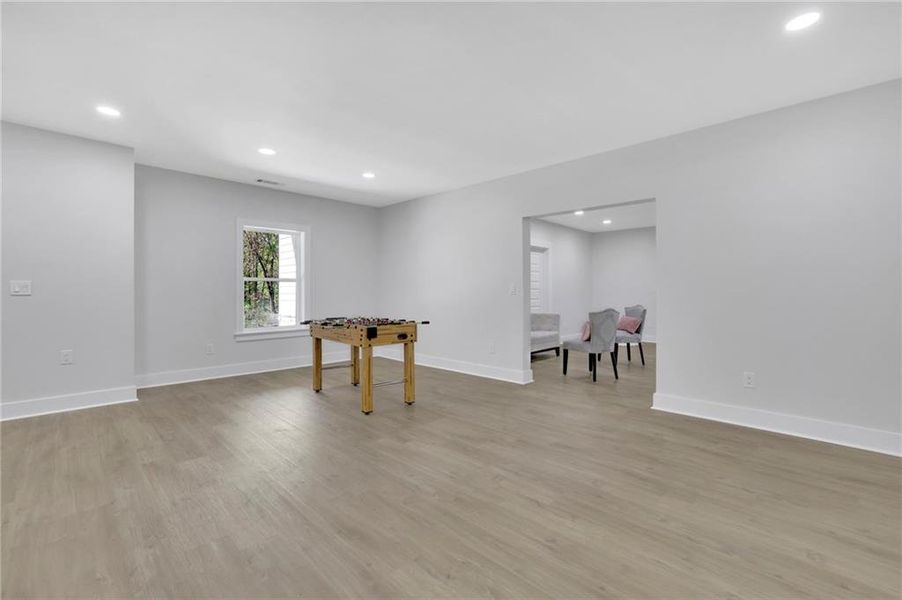 Spacious, unfurnished interior of a new home in , Monroe (Image 26).