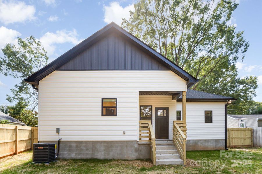 Image 35 of a home in . Image 35 of a home in .