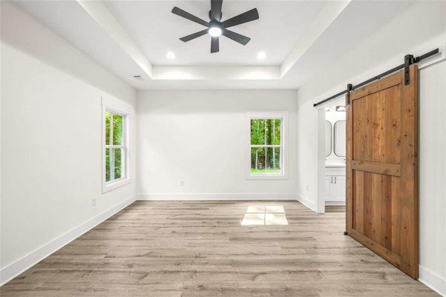 Spacious, unfurnished interior of a new home in , Dallas (Image 16).
