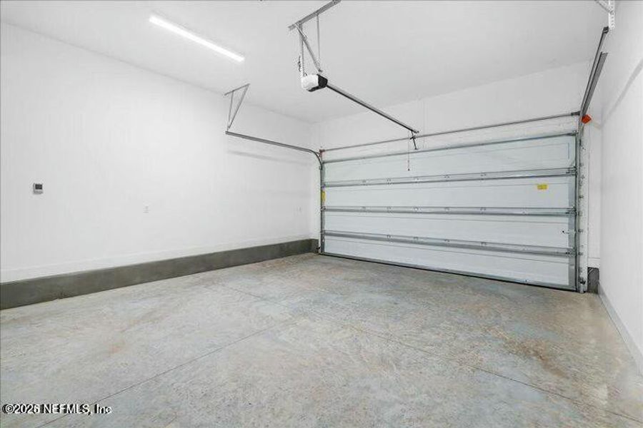 Spacious, unfurnished interior of a new home in , Jacksonville (Image 24). Spacious, unfurnished interior of a new home in , Jacksonville (Image 24).