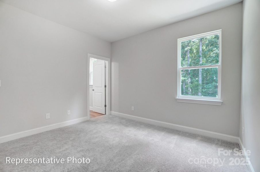 Spacious, unfurnished interior of a new home in Harmony, Harrisburg (Image 12).