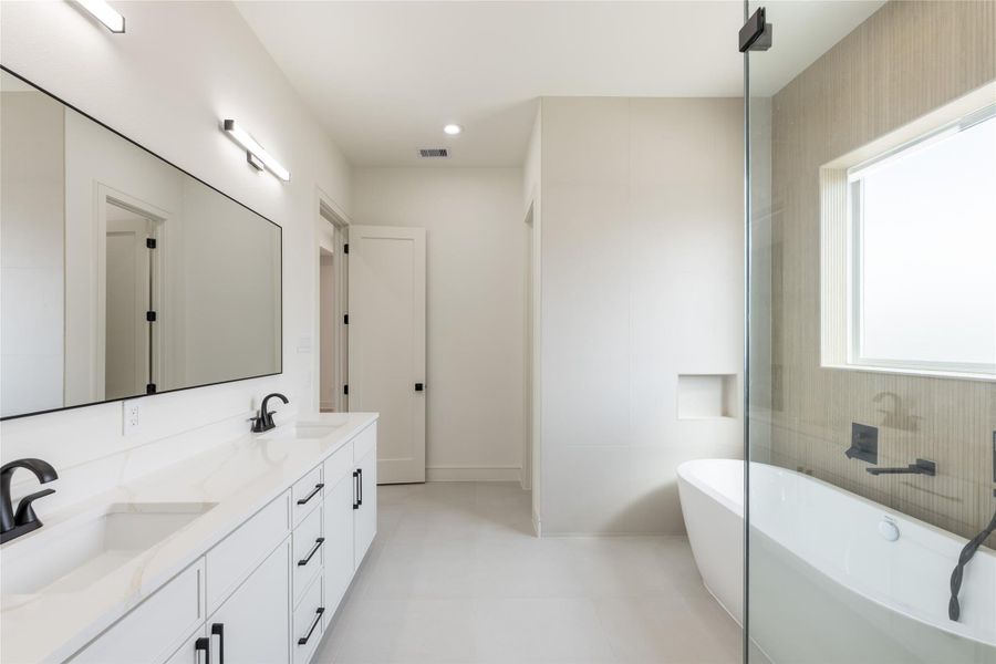 Furnished interior view inside a new home in , Houston (Image 14).