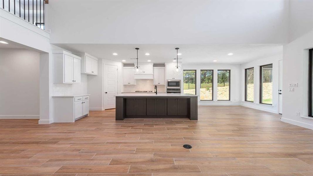 Spacious, unfurnished interior of a new home in The Heights At Uptown Celina 50', Celina (Image 22).