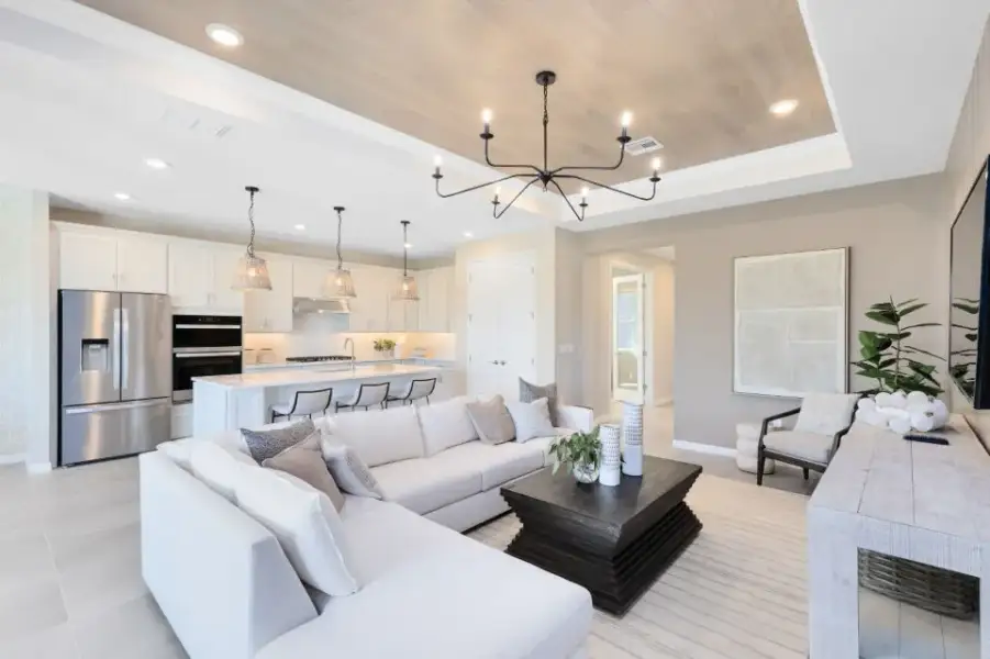 Representative furnished interior of a home built from the Concord by Pulte Homes in Highland Pines, Leesburg (Image 18).
