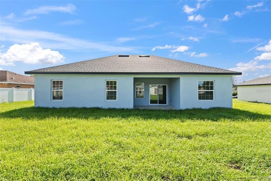 Front exterior of a new home in , Ocala, FL, highlighting curb appeal (Image 19).