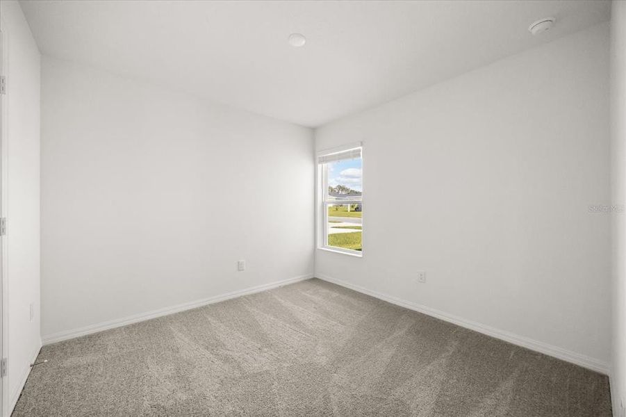Spacious, unfurnished interior of a new home in Hickory Ranch, Auburndale (Image 13).