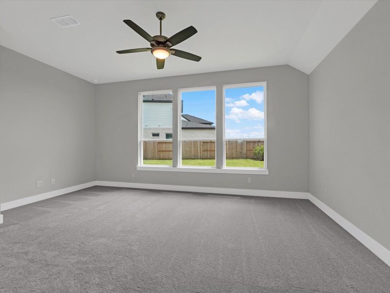 Spacious, unfurnished interior of a new home in Pecan Ridge, Fulshear (Image 17). Spacious, unfurnished interior of a new home in Pecan Ridge, Fulshear (Image 17).