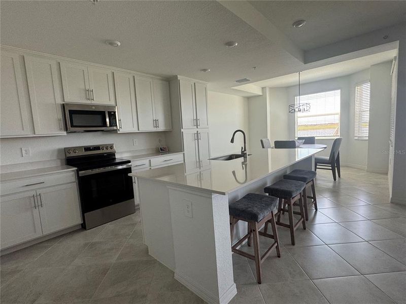 Furnished interior view inside a new home in , Bradenton (Image 8).