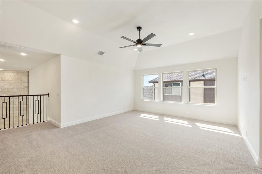 Spacious, unfurnished interior of a new home in Windsong Ranch Classic 61, Prosper (Image 36). Spacious, unfurnished interior of a new home in Windsong Ranch Classic 61, Prosper (Image 36).