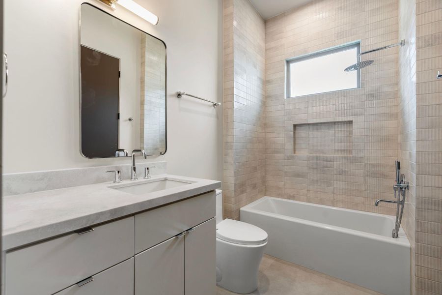 Furnished interior view inside a new home in , Houston (Image 32). Furnished interior view inside a new home in , Houston (Image 32).