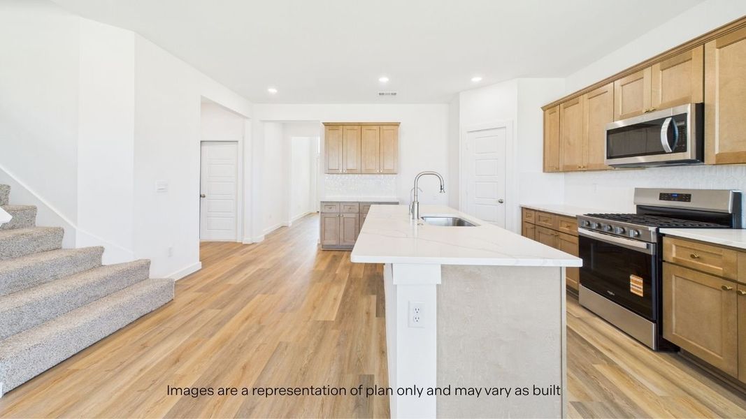 Furnished interior view inside a new home in Viridian, Lubbock (Image 8).