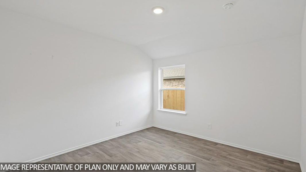 Spacious, unfurnished interior of a new home in Sunterra Lakes, Brookshire (Image 23).