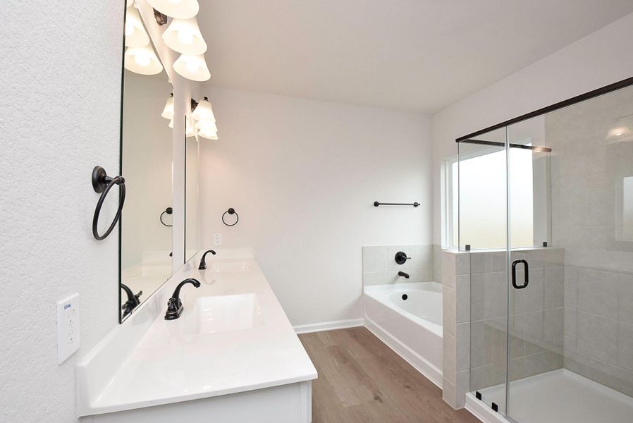 Furnished interior view inside a new home in Fulshear Lakes, Fulshear (Image 9).