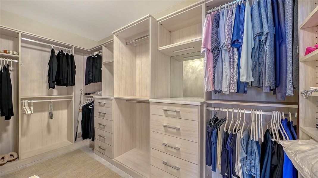 Furnished interior view inside a new home in , Longboat Key (Image 11).