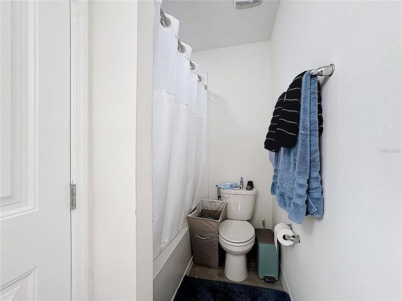 Furnished interior view inside a new home in , Winter Garden (Image 5).