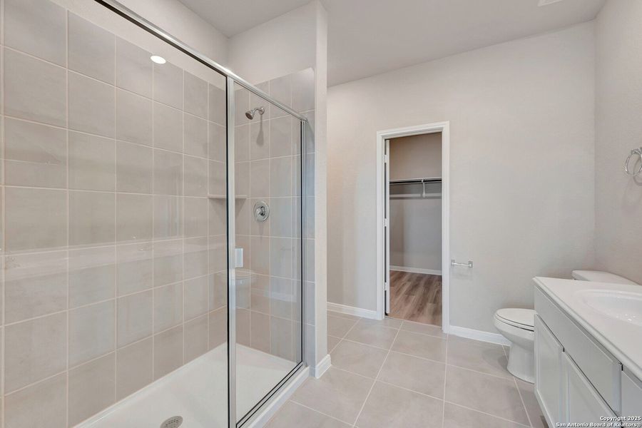 Furnished interior view inside a new home in Paloma Park, Converse (Image 14).