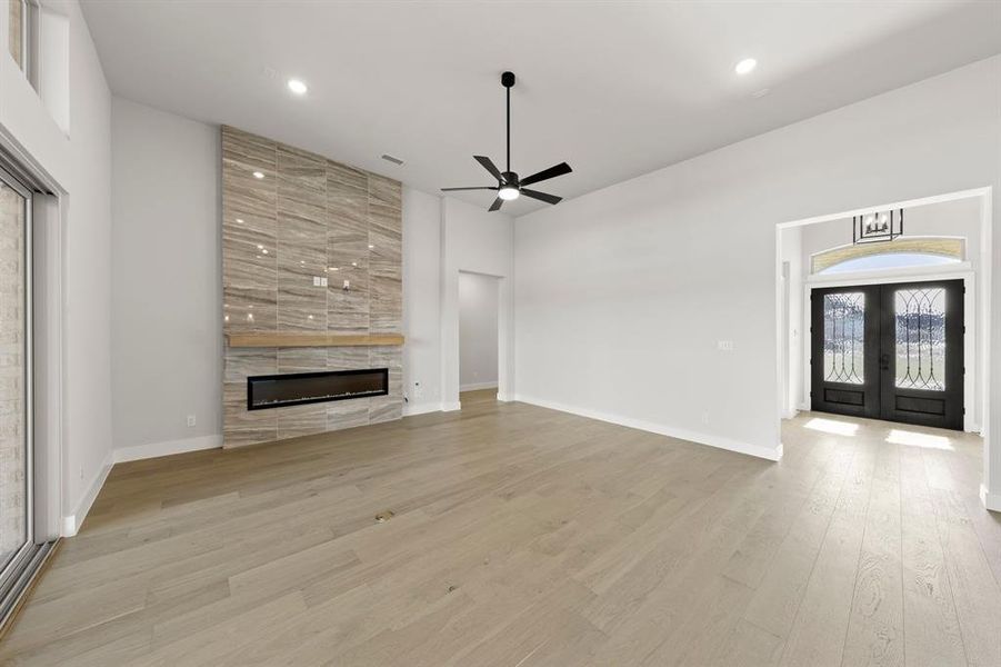 Spacious, unfurnished interior of a new home in Parker Ranch, Parker (Image 20).