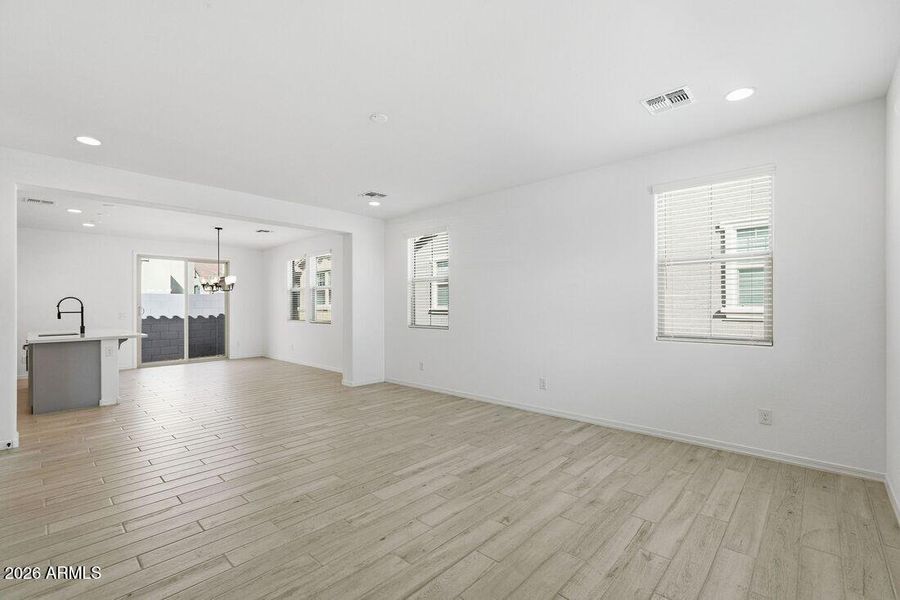 hj-az-phoenix-parkside-villas-cc-rm1-lot