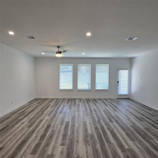 Spacious, unfurnished interior of a new home in City Gate, Houston (Image 6).