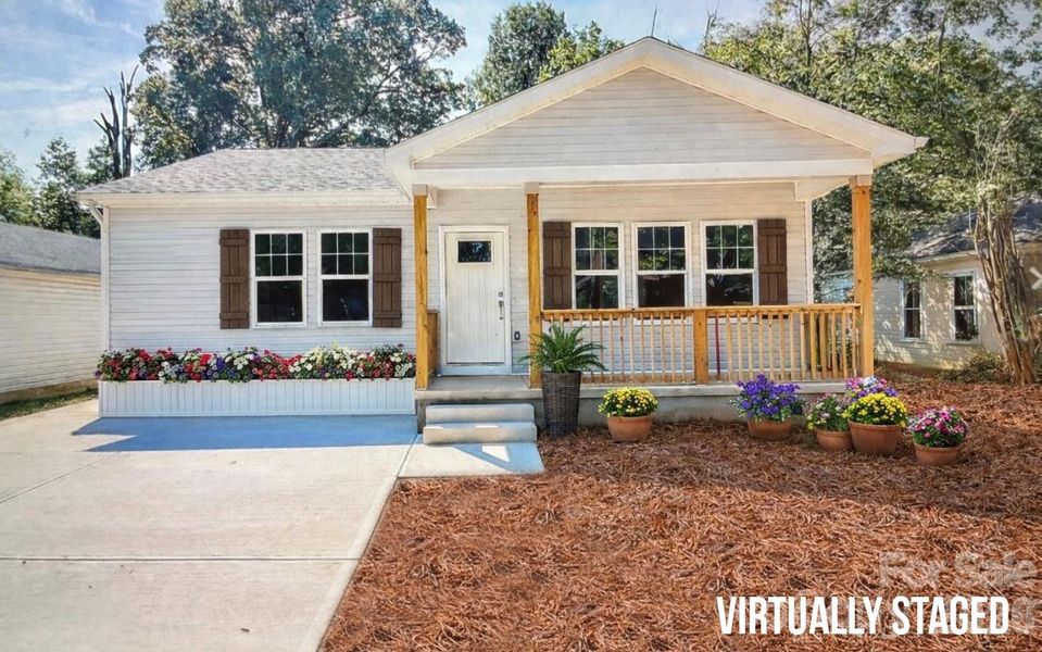 Front exterior of a new home in , Rock Hill, SC, highlighting curb appeal (Image 1). Front exterior of a new home in , Rock Hill, SC, highlighting curb appeal (Image 1).