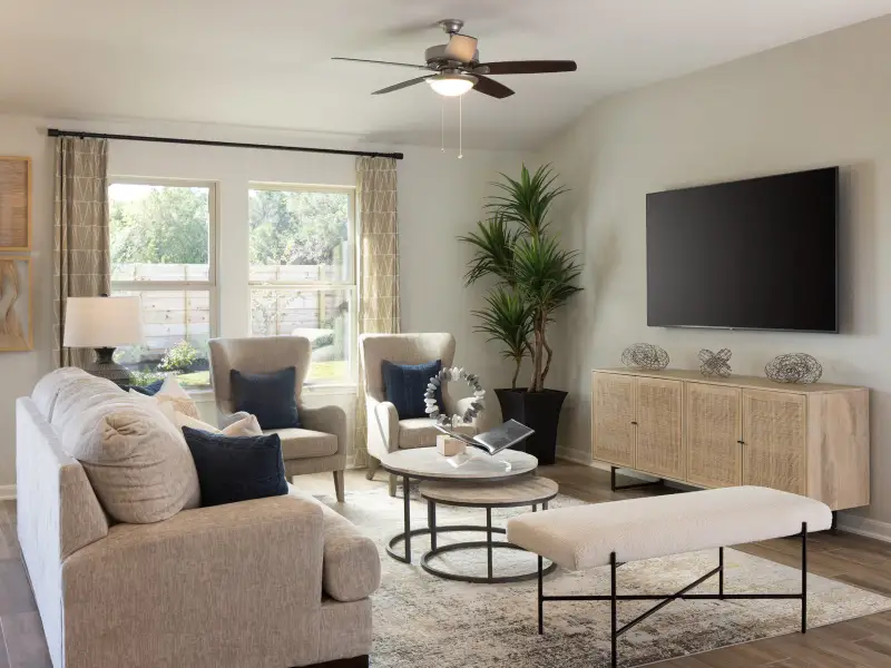 Furnished interior view inside a new home in Fox Falls, Boerne (Image 4).
