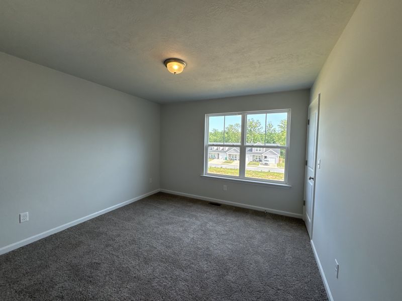 Spacious, unfurnished interior of a new home in Caroleton Townhomes, Grovetown (Image 26).