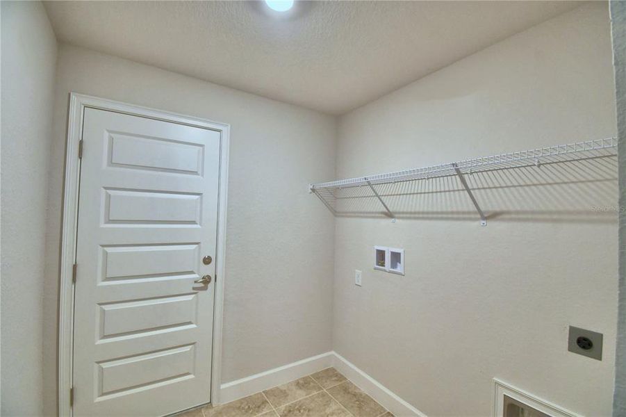Spacious, unfurnished interior of a new home in Cadence Crossing, Auburndale (Image 36).