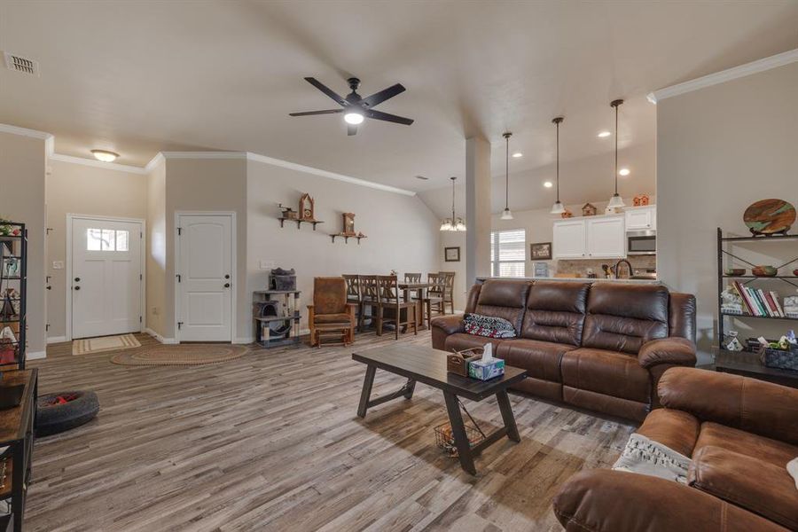 Furnished interior view inside a new home in , Abilene (Image 10).