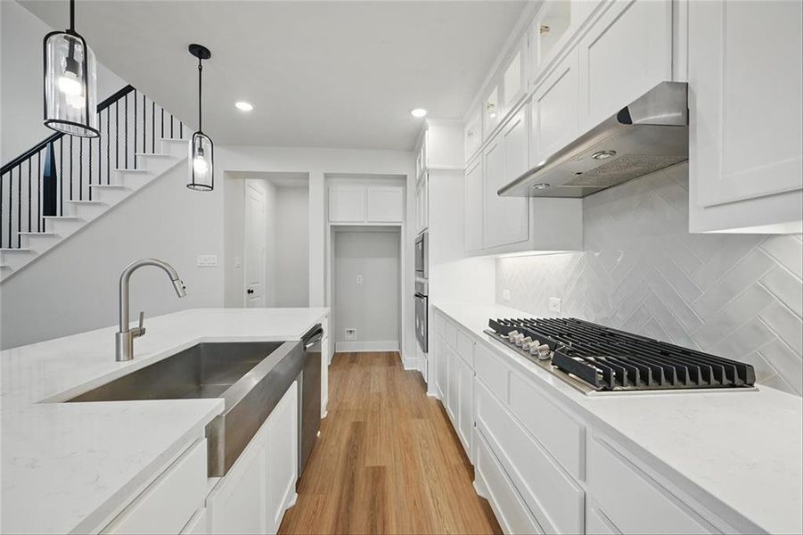 1851RosedaleAveKIMBA005 1851RosedaleAveKIMBA005