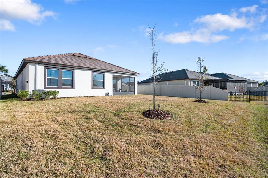 Exterior details and patio area of a home in , San Antonio (Image 29).