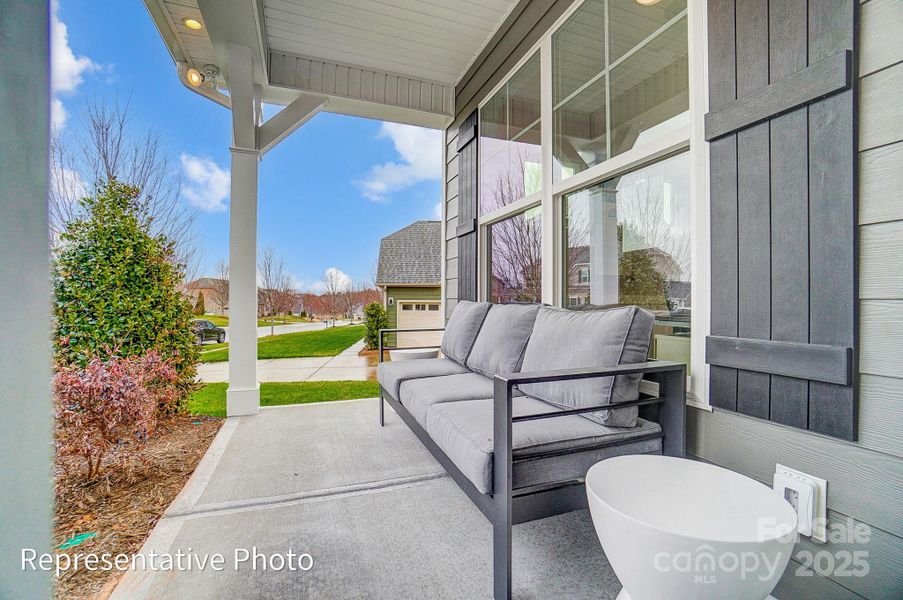 Image 8 of a home in Robinson Oaks.