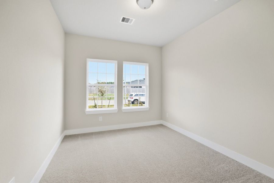 Spacious, unfurnished interior of a new home in Pecan Estates, Crosby (Image 22).