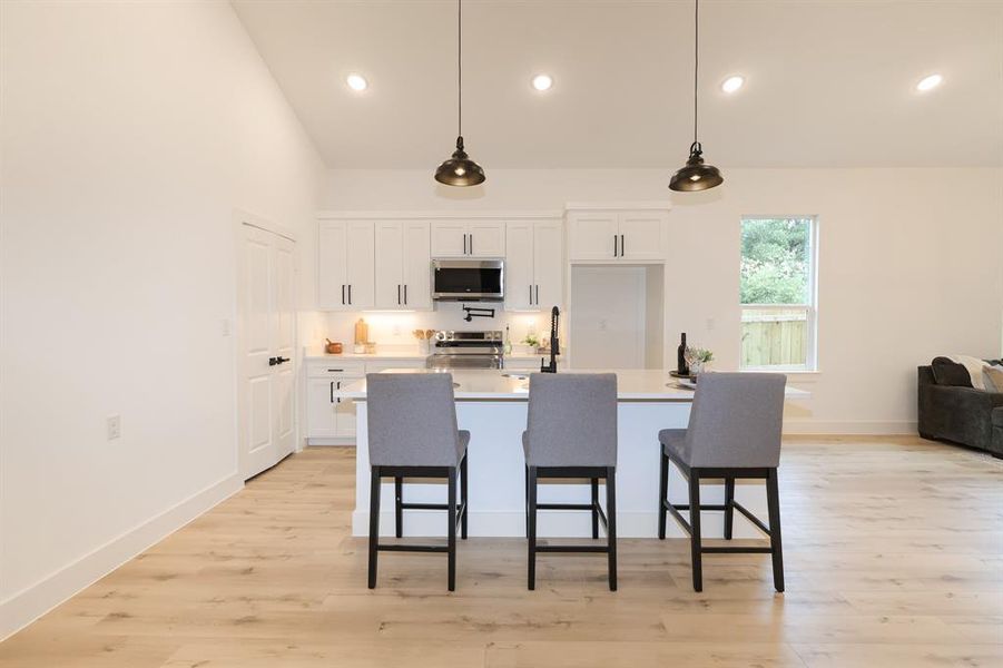 Furnished interior view inside a new home in , Fort Worth (Image 4). Furnished interior view inside a new home in , Fort Worth (Image 4).