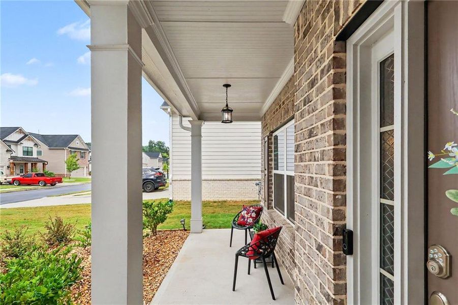 Exterior details and patio area of a home in Old Lost Mountain Estates, Powder Springs (Image 3).