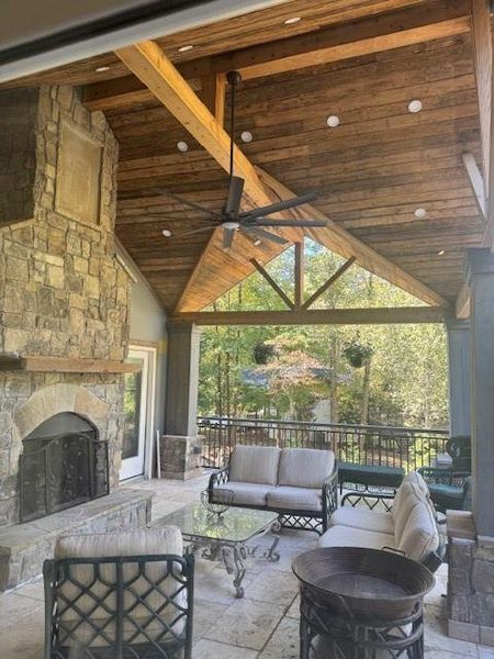 Image 19 of a home in .