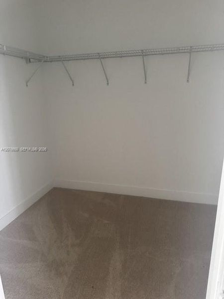 Spacious, unfurnished interior of a new home in , Homestead (Image 9).