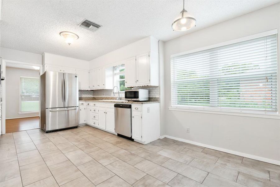 Furnished interior view inside a new home in , Hillsboro (Image 7). Furnished interior view inside a new home in , Hillsboro (Image 7).