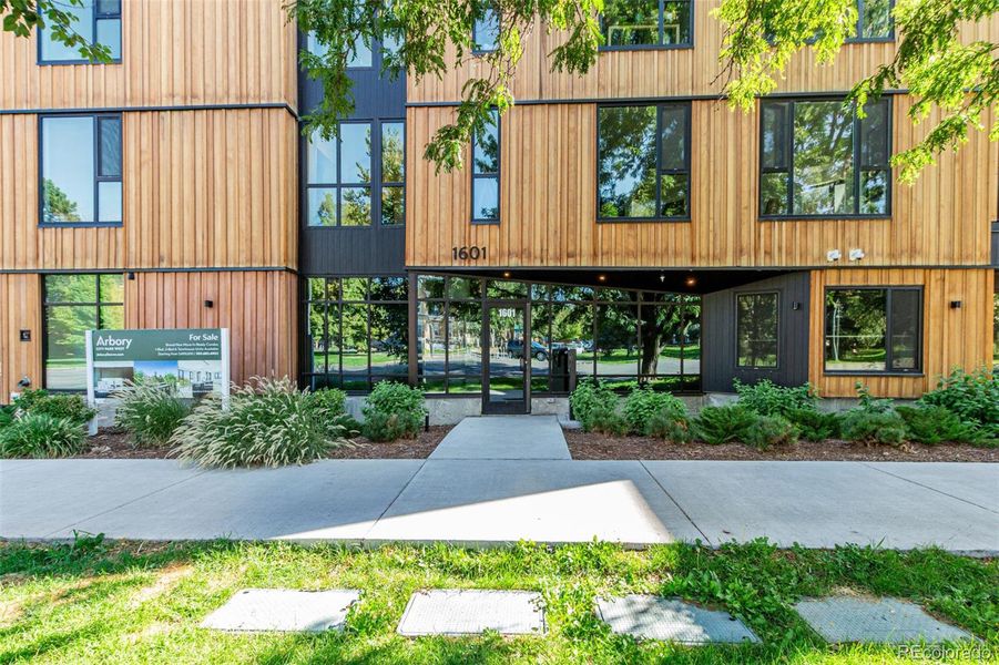 Image 42 of a home in .