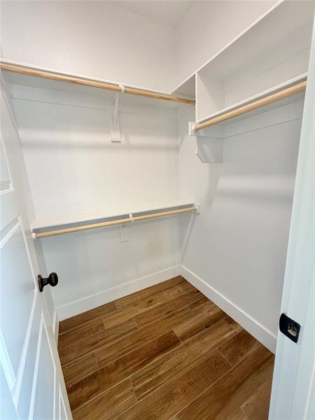 Spacious, unfurnished interior of a new home in , Weatherford (Image 22).