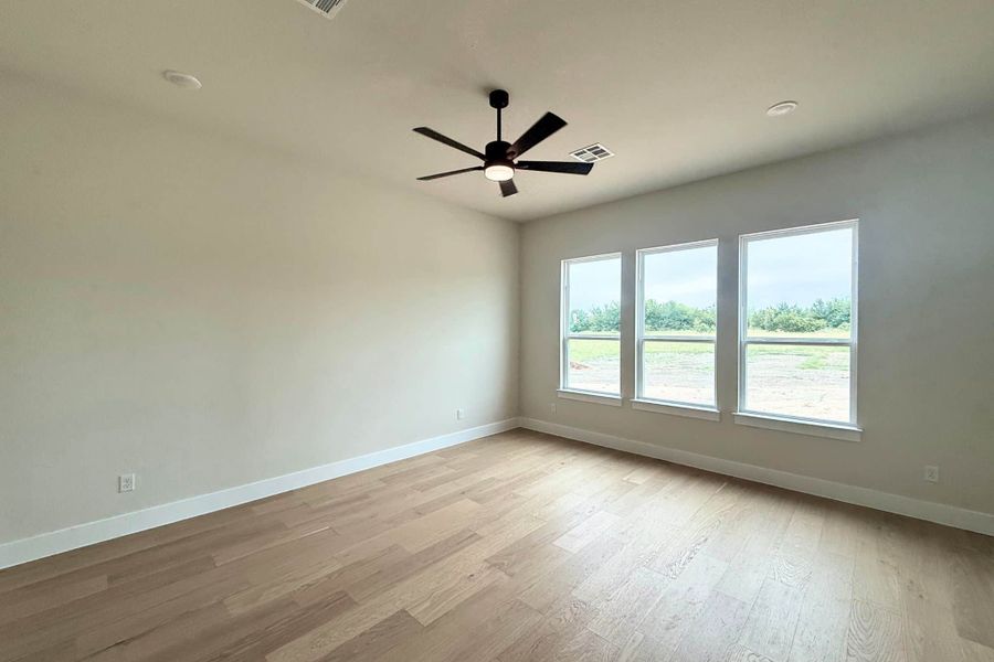 Spacious, unfurnished interior of a new home in Feathergrass, Georgetown (Image 24).