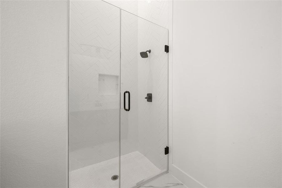 Spacious, unfurnished interior of a new home in Birdsong, Mansfield (Image 21). Spacious, unfurnished interior of a new home in Birdsong, Mansfield (Image 21).