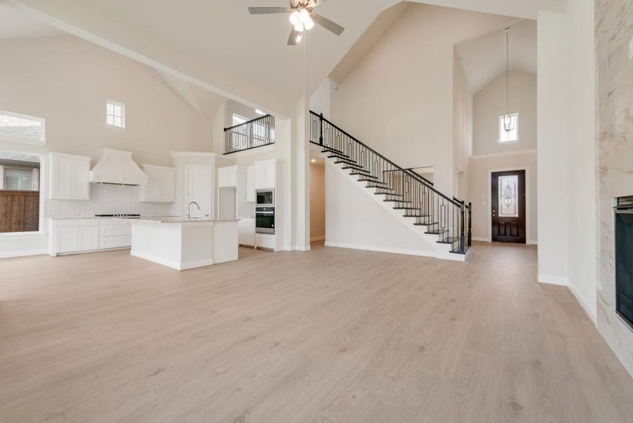 Spacious, unfurnished interior of a new home in Somercrest, Midlothian (Image 24).