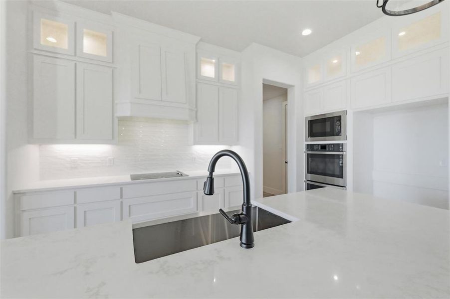 Furnished interior view inside a new home in Coyote Crossing, Godley (Image 15).