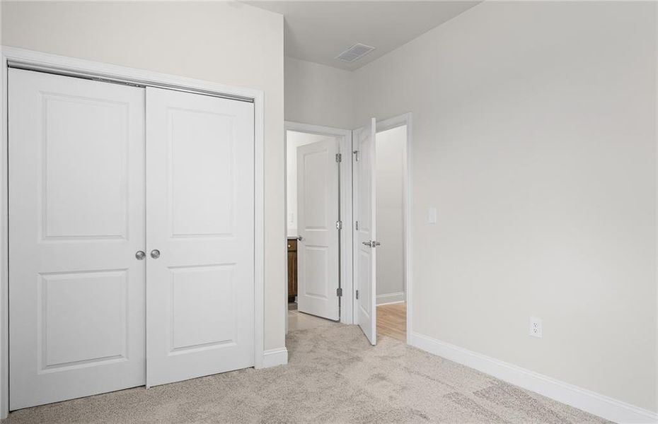 Spacious, unfurnished interior of a new home in Overland, Locust Grove (Image 20). Spacious, unfurnished interior of a new home in Overland, Locust Grove (Image 20).