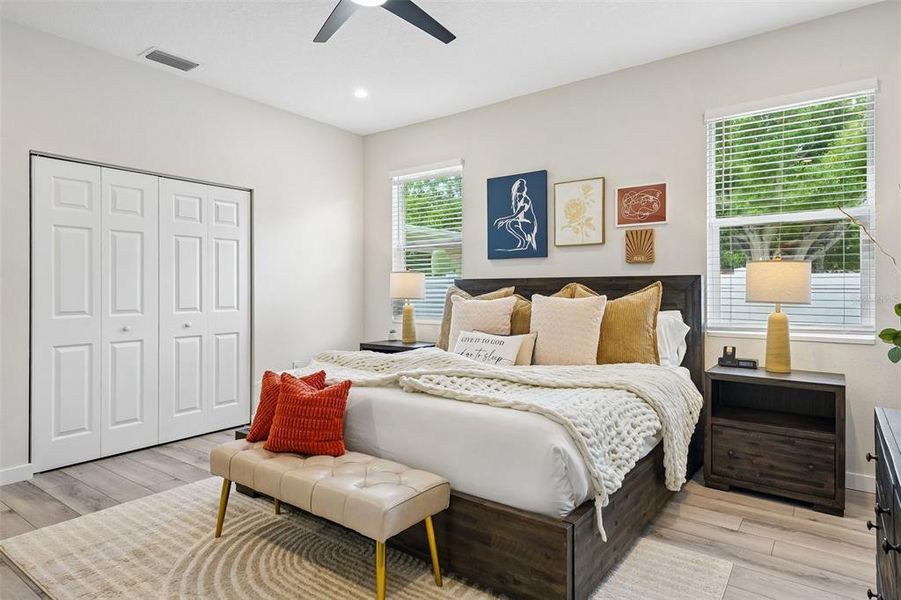 Furnished interior view inside a new home in , St. Petersburg (Image 35).