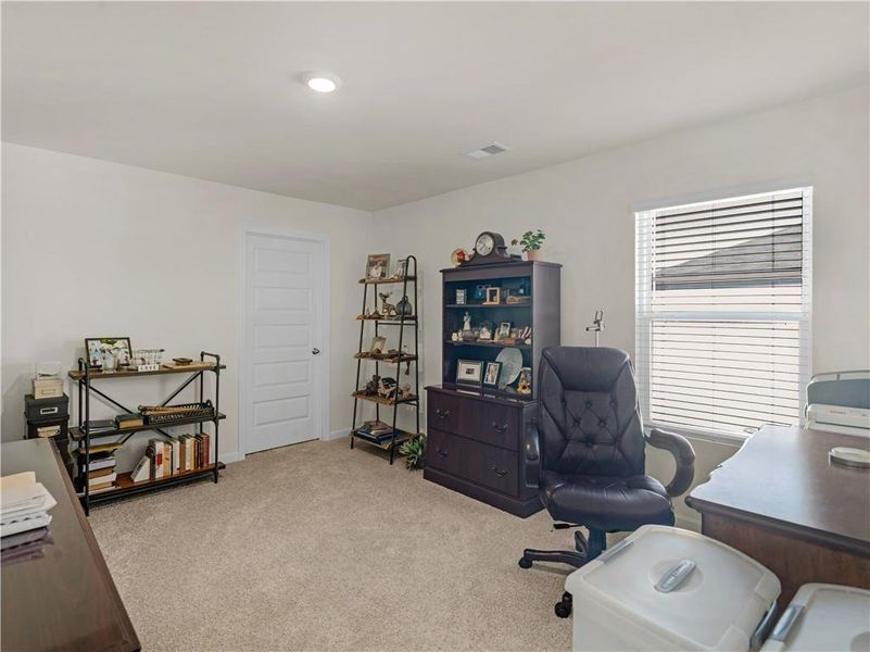 Furnished interior view inside a new home in Bridle Creek, Locust Grove (Image 58).