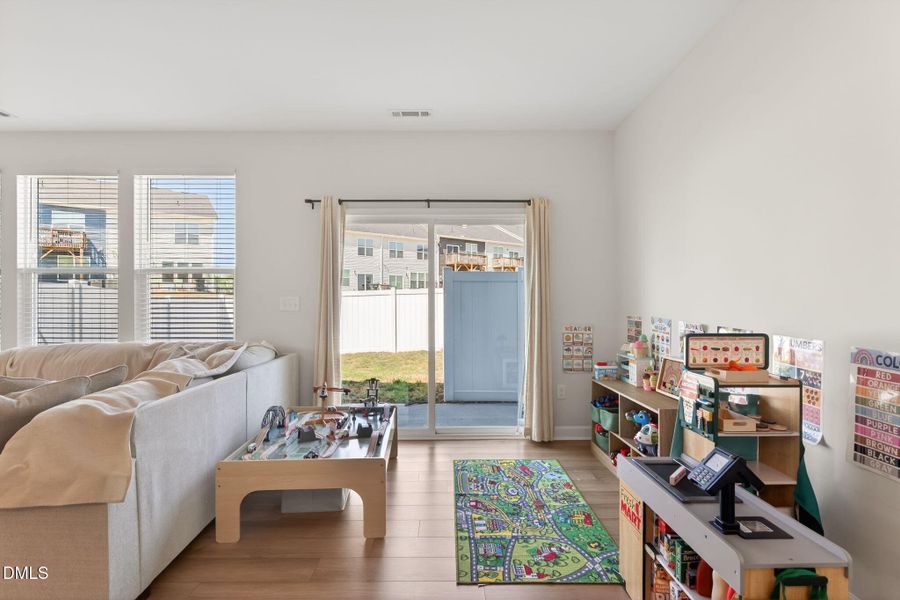 18-web-or-mls-P1588363