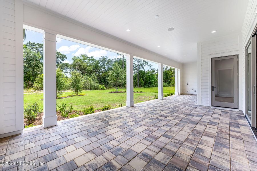 Exterior details and patio area of a home in , Ponte Vedra (Image 32).