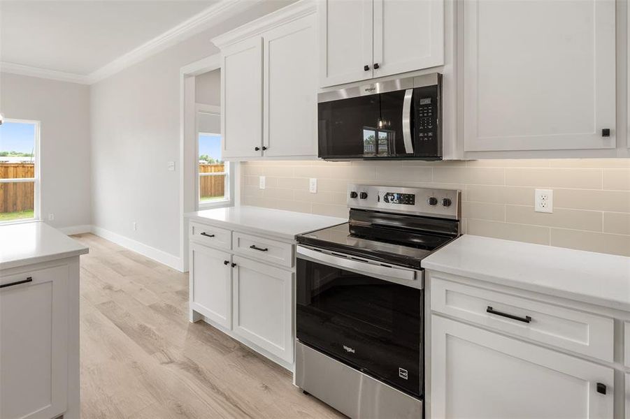 Furnished interior view inside a new home in , Mabank (Image 7).